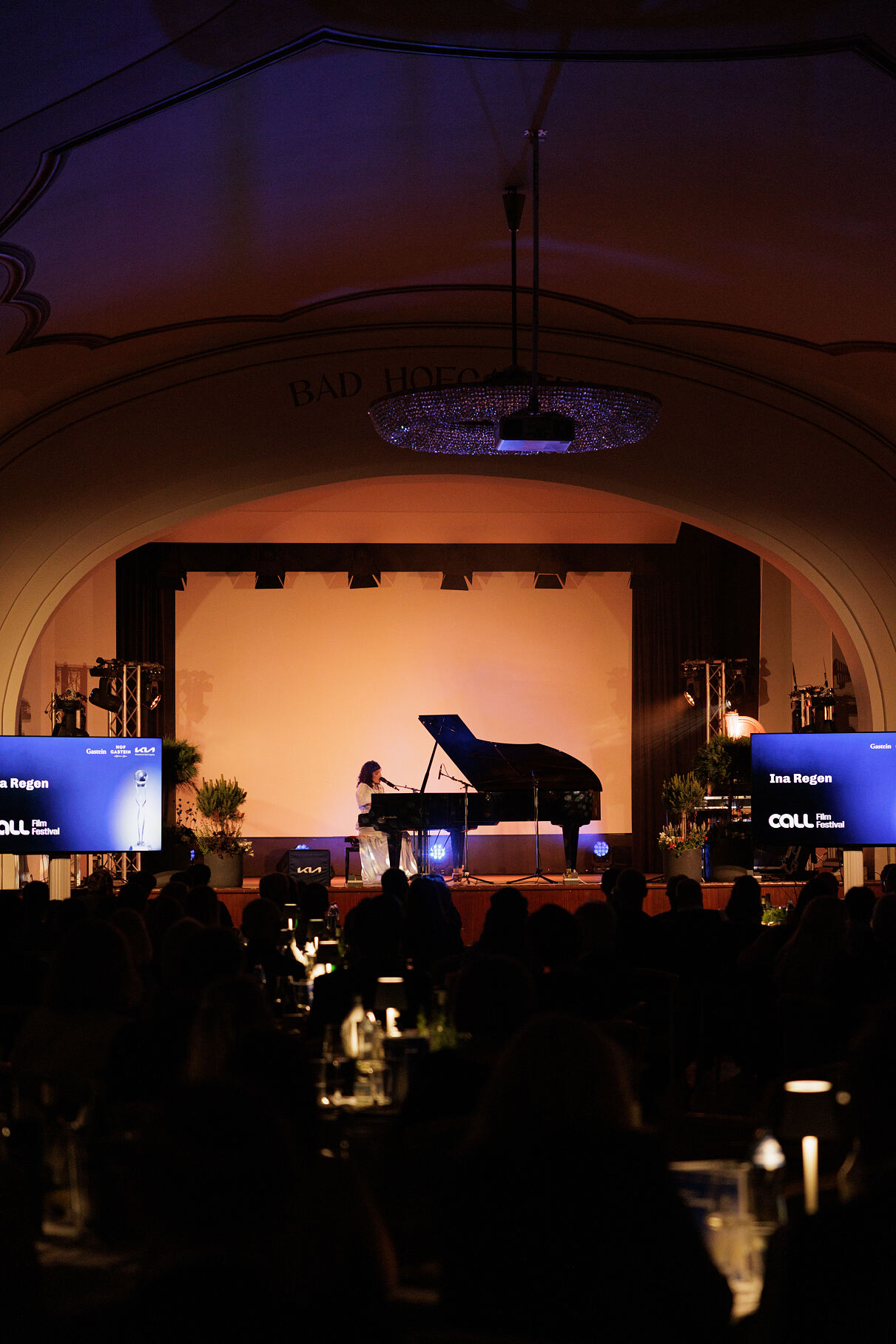 Ina Regen live beim Gala Abend (c) CALL Film Festival