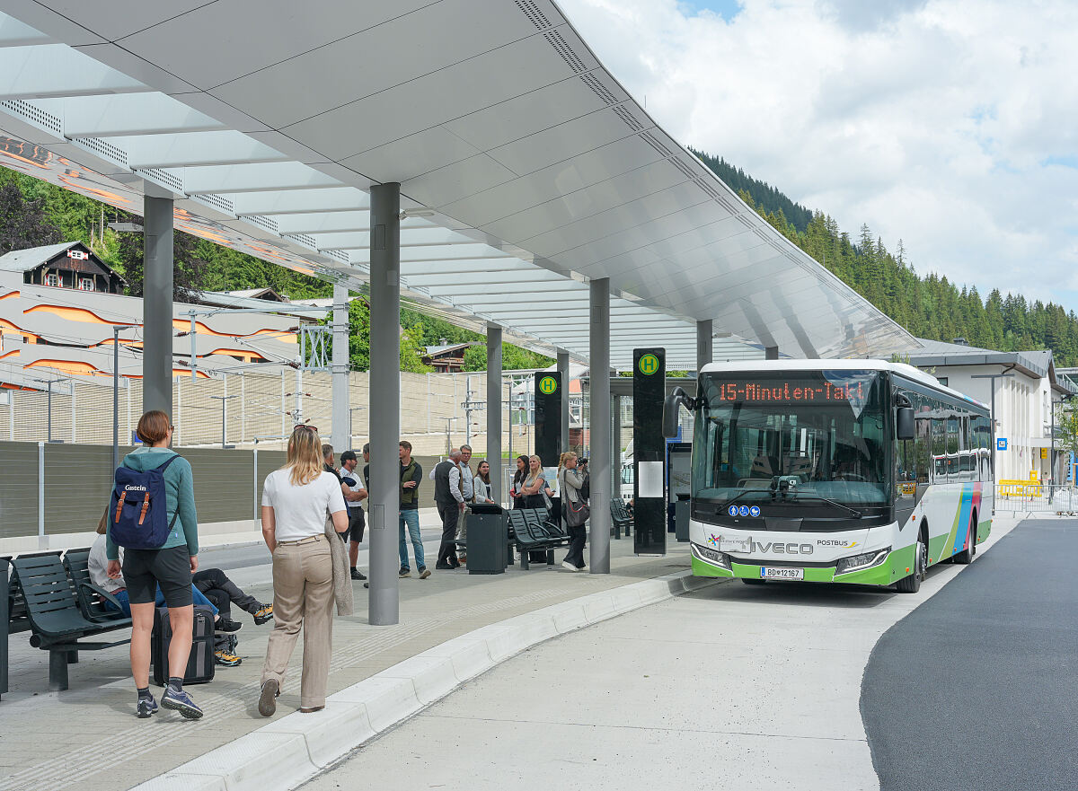 Busterminal Bad Gastein, 15-Minuten-Takt (c) Gasteinertal Tourismus GmbH, mangotree photography