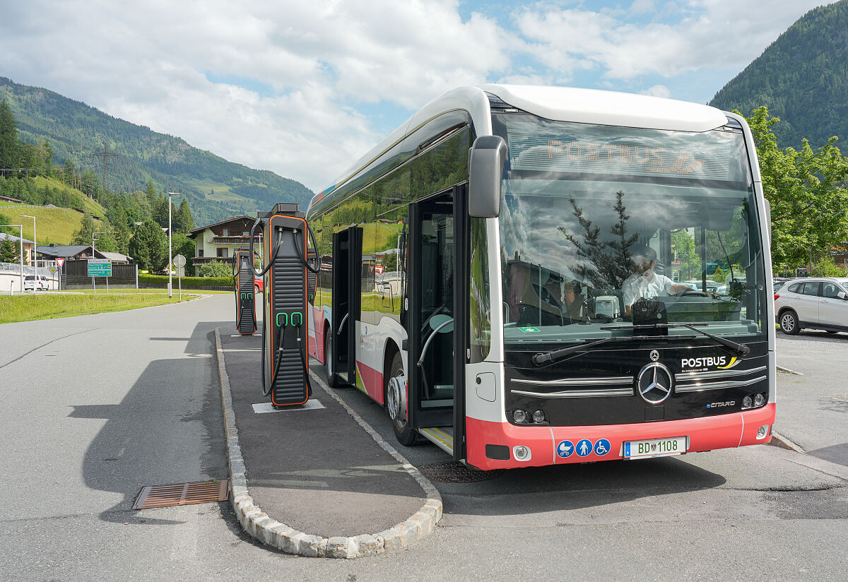 15_Minuten_Takt_E_Bus_Parkplatz_Schlossalm (c) Gasteinertal Tourismus GmbH, mangotree photography
