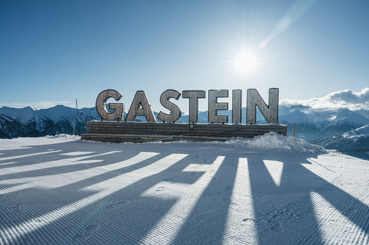 Schlossalm Gastein Schriftzug (c) Gasteinertal Tourismus GmbH, Christoph Oberschneider (2) (2)
